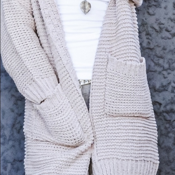 Thick Knit Cardigan - Picture 2 of 16